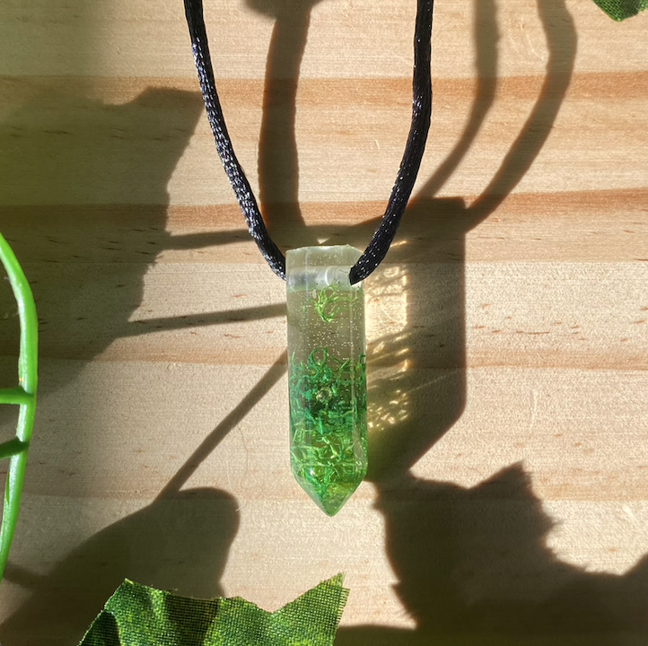 Shopmichii - Wholesale Pendant/Charm Necklace - Moss Pendant Necklace1