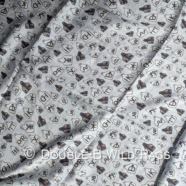 Double B Wild Rags - Vendita all'ingrosso Sciarpa - Donna - Fazzoletto da collo bandana Wild Rag nero e grigio con etichette per bestiame e marchi da cowboy occidentale di Double B Wild Rags.