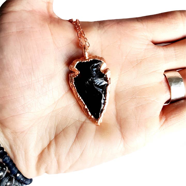 MergingMetals - Wholesale Pendant/Charm Necklace - Knapped Obsidian Arrowhead Necklace