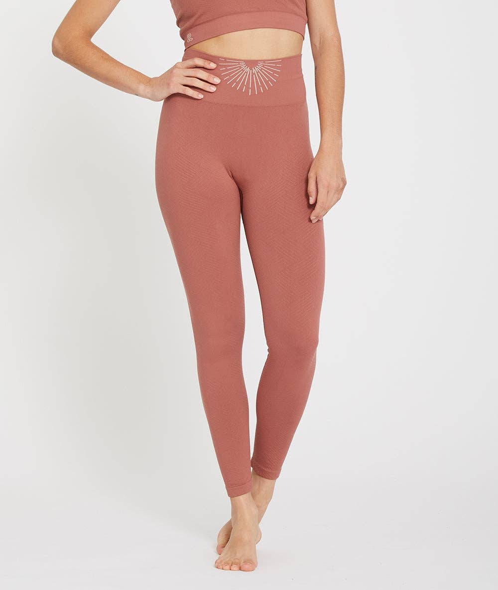 Yoga Searcher – wholesale Sport-/loungeleggings – Dam – KEISHO – Tights tillverkade av återvunna material9