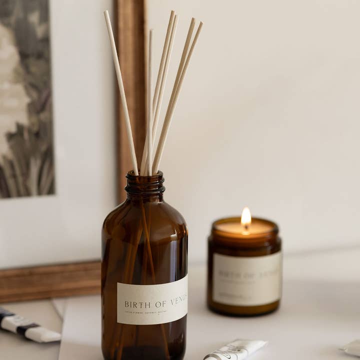 Poet Farm Co. - Wholesale Reed diffuser - Masterpiece Reed Diffuser - Birth of Venus 1