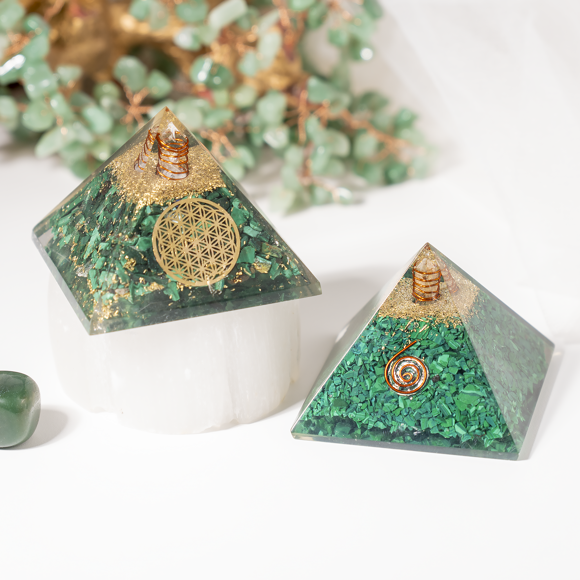 Soothing Crystals – wholesale Spiritual stone/crystal – Orgone Pyramid |Synthetic Malachite | Crystal Energy Pyramid7