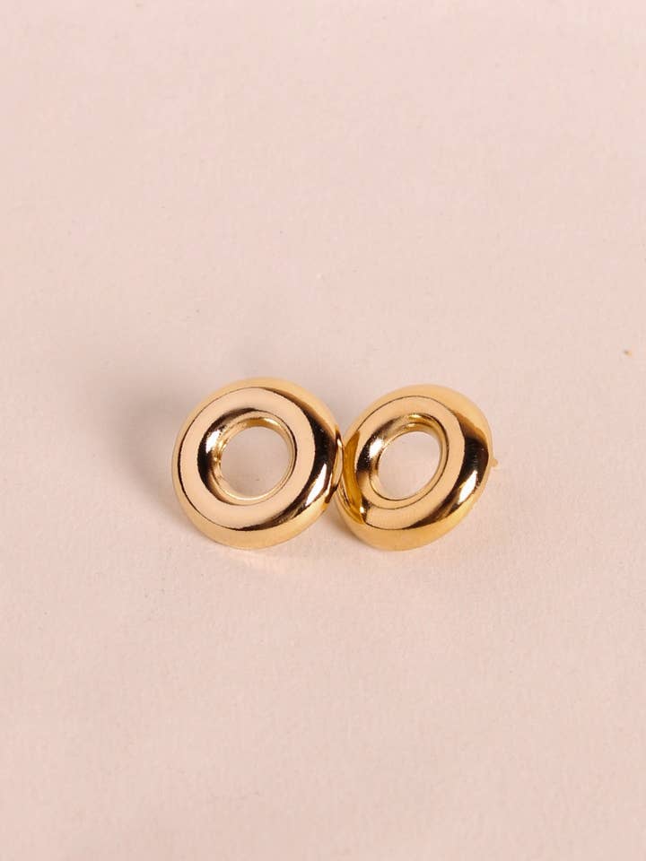 Bonny earrings for wholesale by Waekura