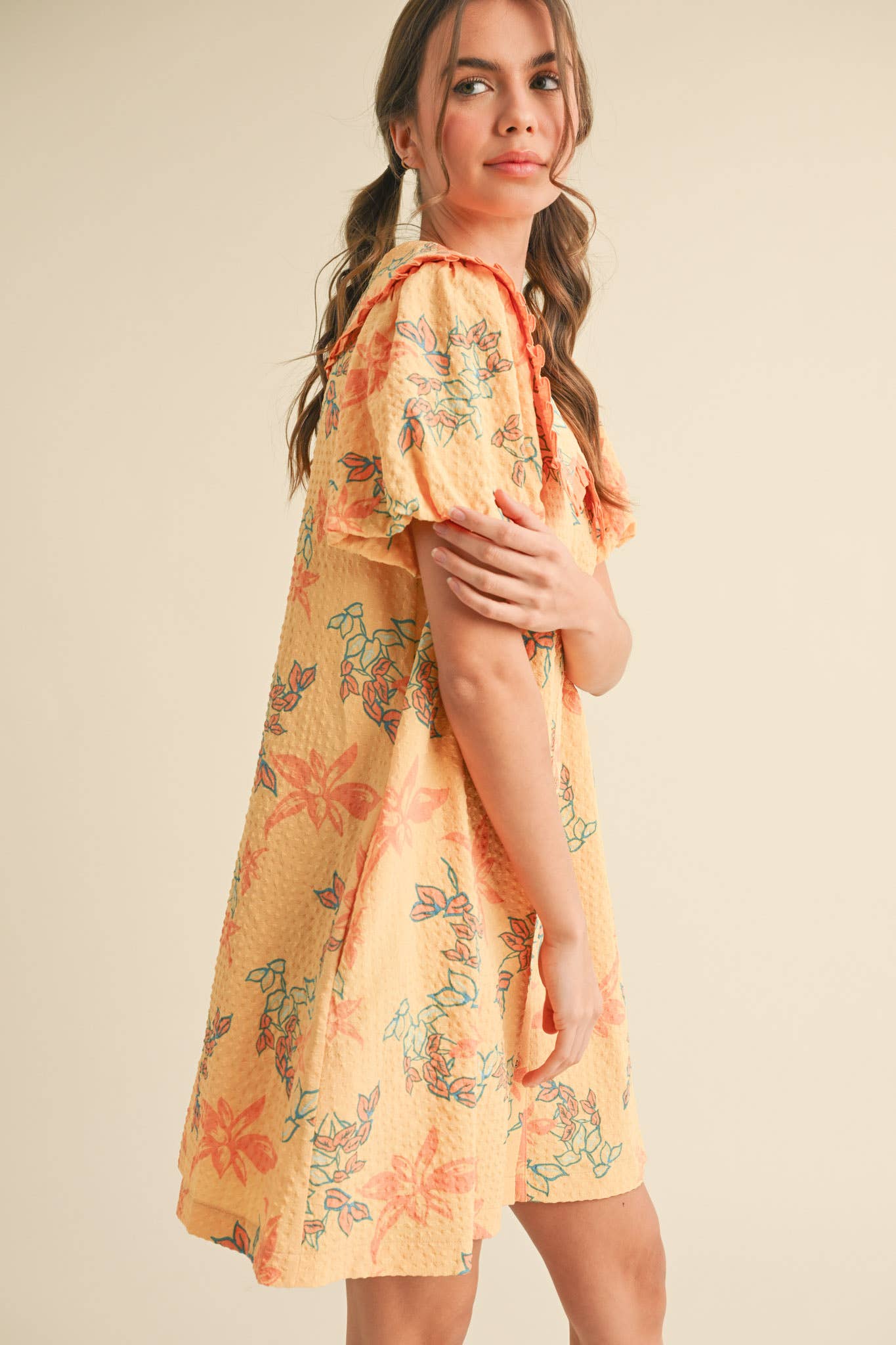 &MERCI - Wholesale Dress - Women's - DOLL COLLAR BUTTON DOWN FLORAL MINI DRESS MDR387916