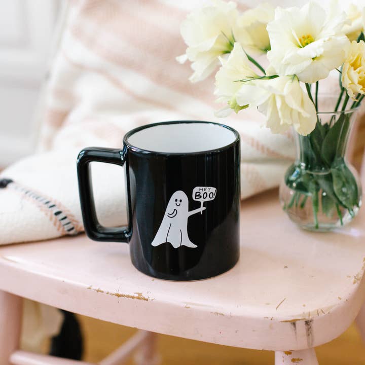 Rachel Allene - Vente Tasse à café - Hey Boo Ghostie | Tasse en céramique noire6
