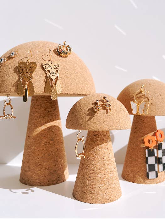 Porte-bijoux en liège naturel en forme de champignon - Décoration d'intérieur de table pour la vente par Golden Hour Designs
