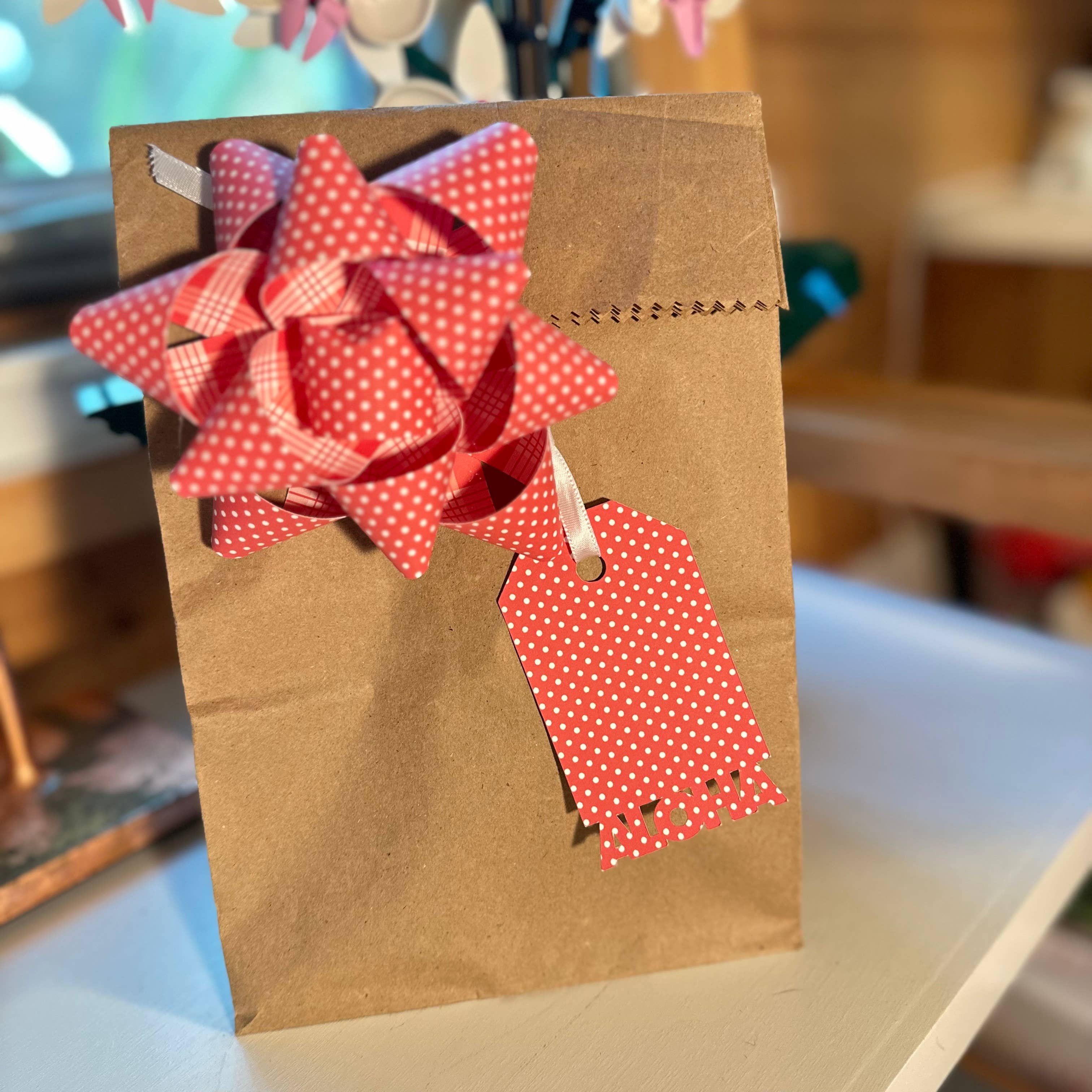 Handmade Aloha Kauai - Wholesale Gift Tag - Handmade Paper Gift Tags - Aloha Set of 611