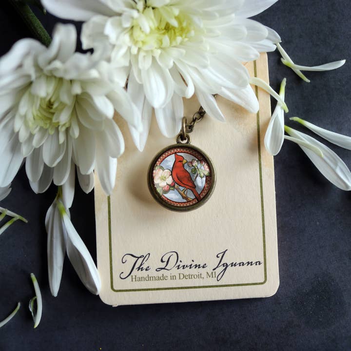 The Divine Iguana - Wholesale Pendant/Charm Necklace - Cardinal Simple Reversible Cottagecore Pendant Necklace