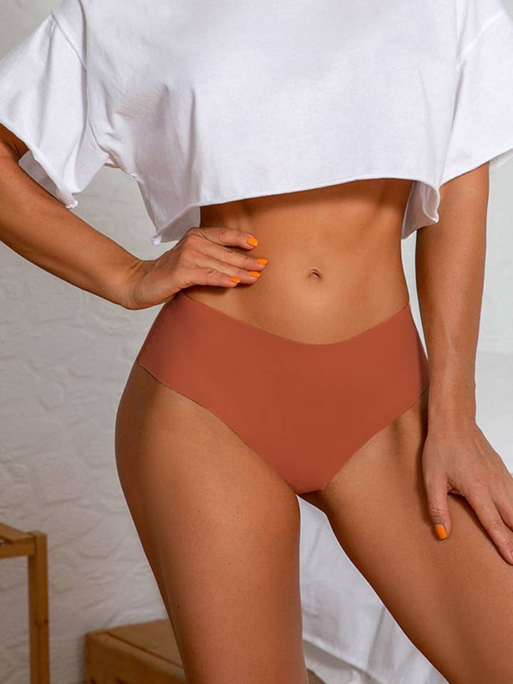 WOMEN SEAMLESS ICE SILK QUICK DRYING UNDERWEAR_CWMU0073 and other Purchase Wholesale saxx underwear. Free Returns & Net 60 Terms on Faire trending on Faire.