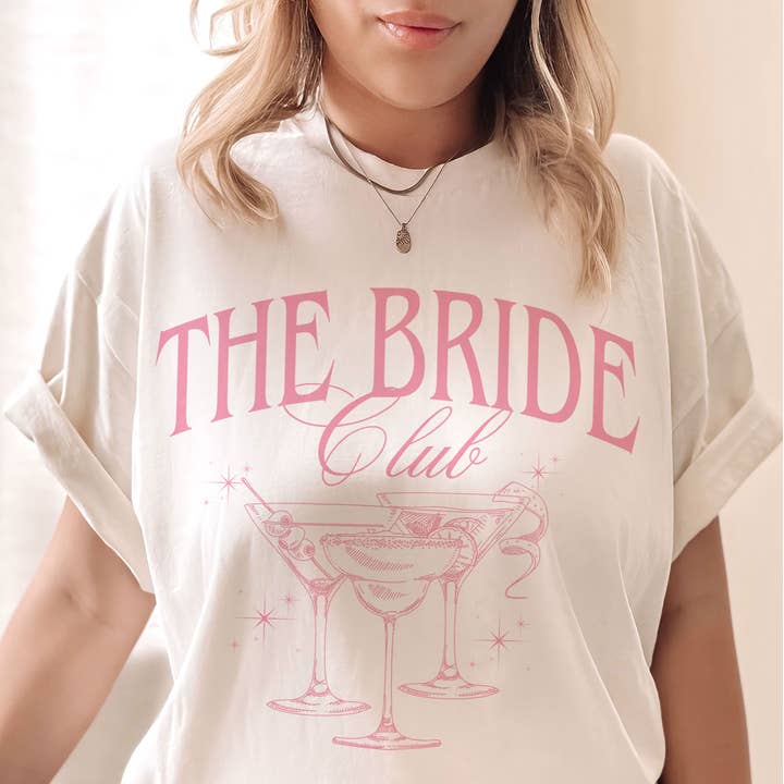 A. BLUSH CO – Engroshandel T-shirt med print - Dame – THE BRIDE CLUB overdimensioneret grafisk t-shirt4