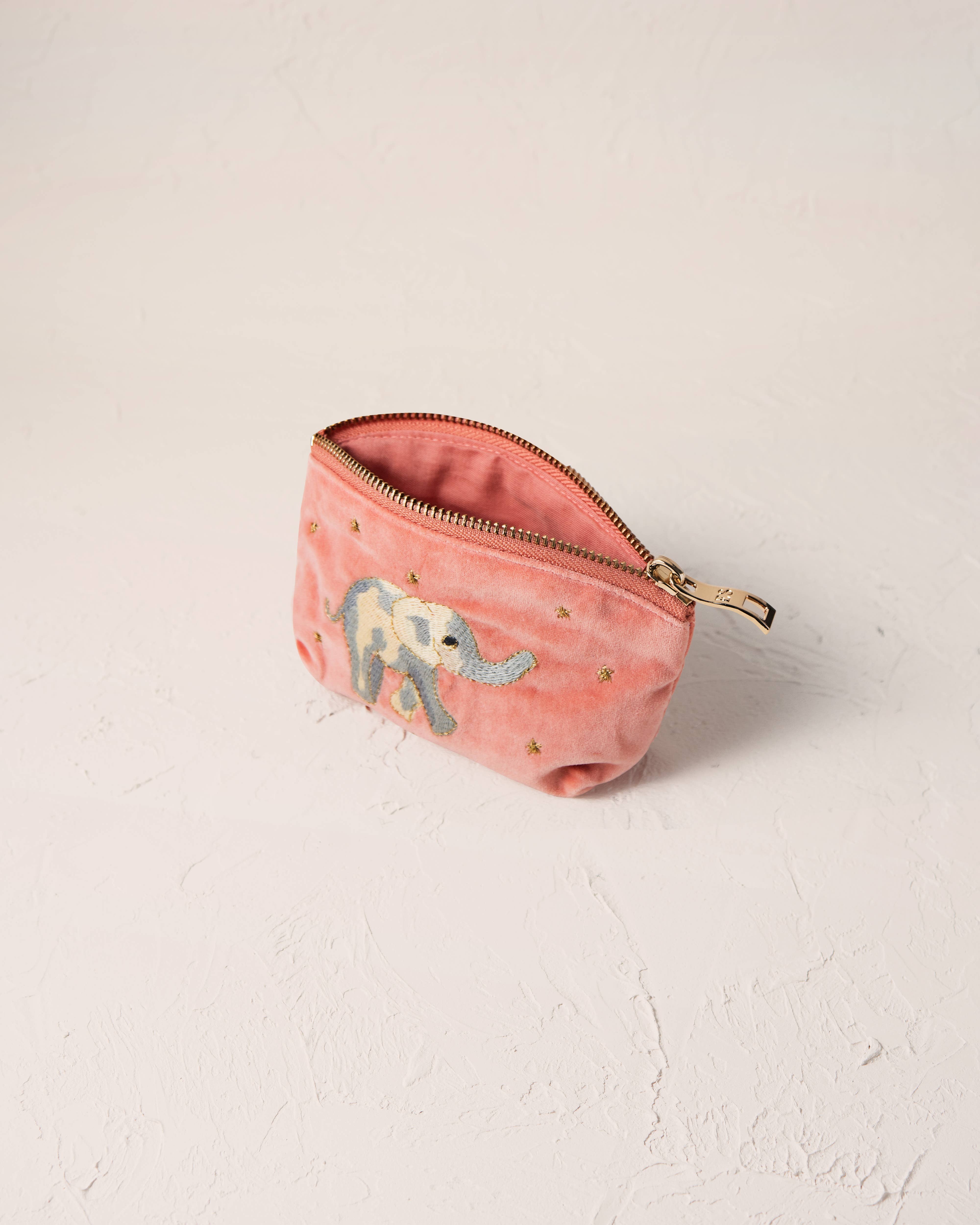 Elizabeth Scarlett Ltd – wholesale Coin purse – Women’s – Elephant Conservation Coin Purse2