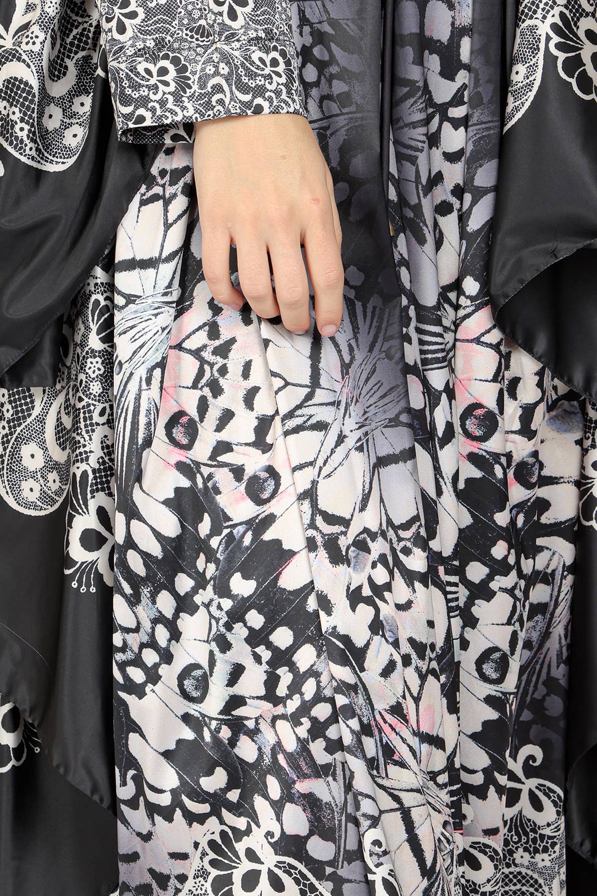 BLACK Abstract Floral Print Pleats Maxi Tunic Dress QC3710 for wholesale on Faire7