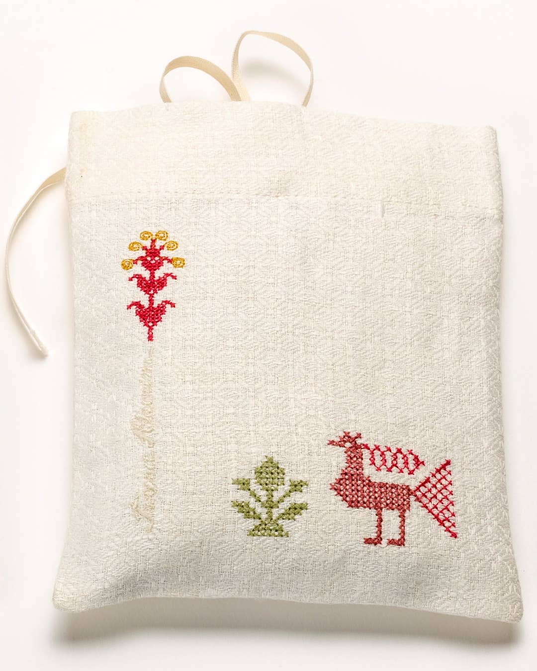 Teresa Alecrim - Têxteis para o Lar - Wholesale Zakje - Lavendelzakje met meerkleurig kruissteekborduursel2