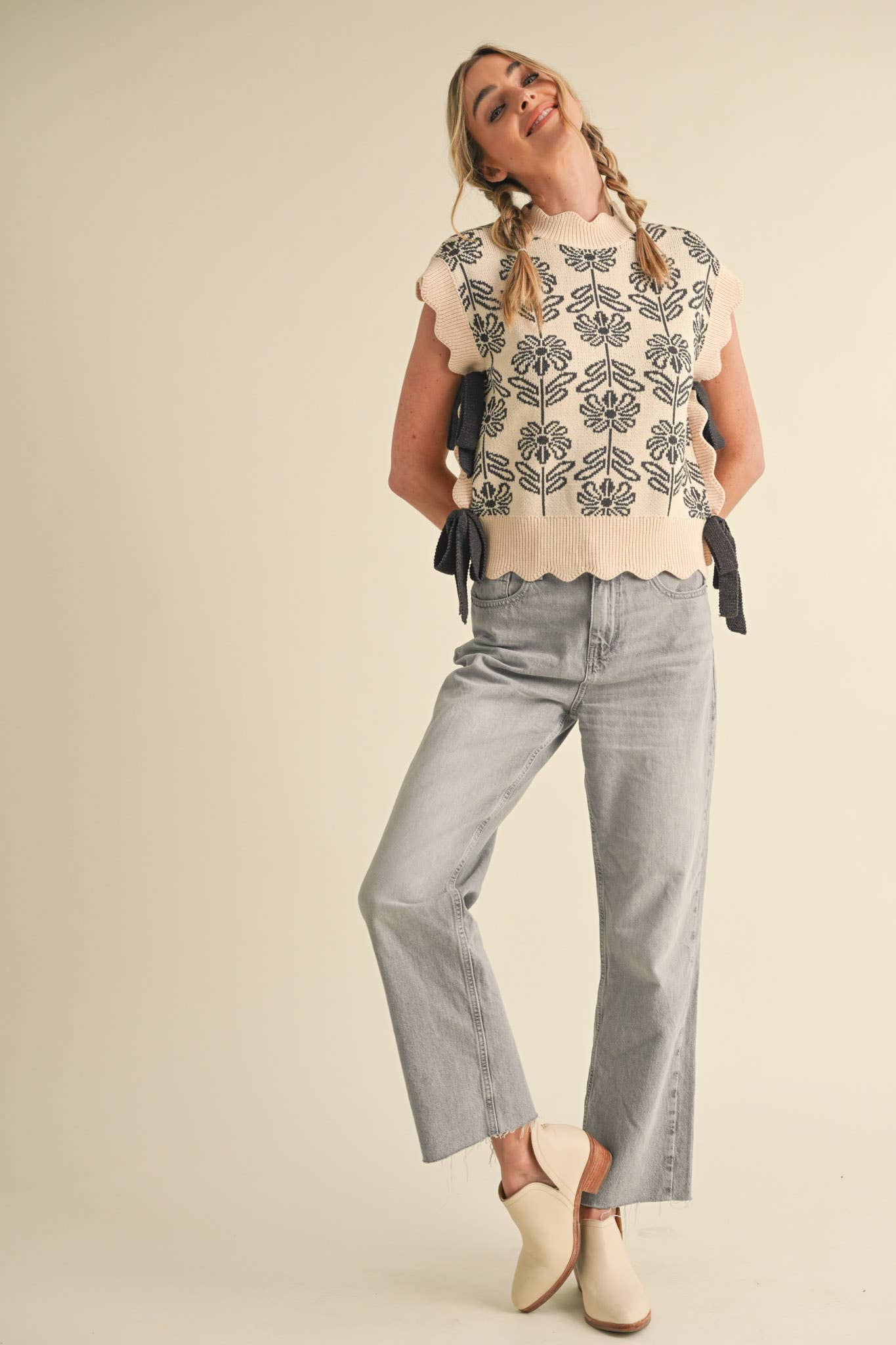 &MERCI – wholesale Tröjväst – Dam – MOCKNECK BLOMMIG TRÖJVÄST MSW1074399