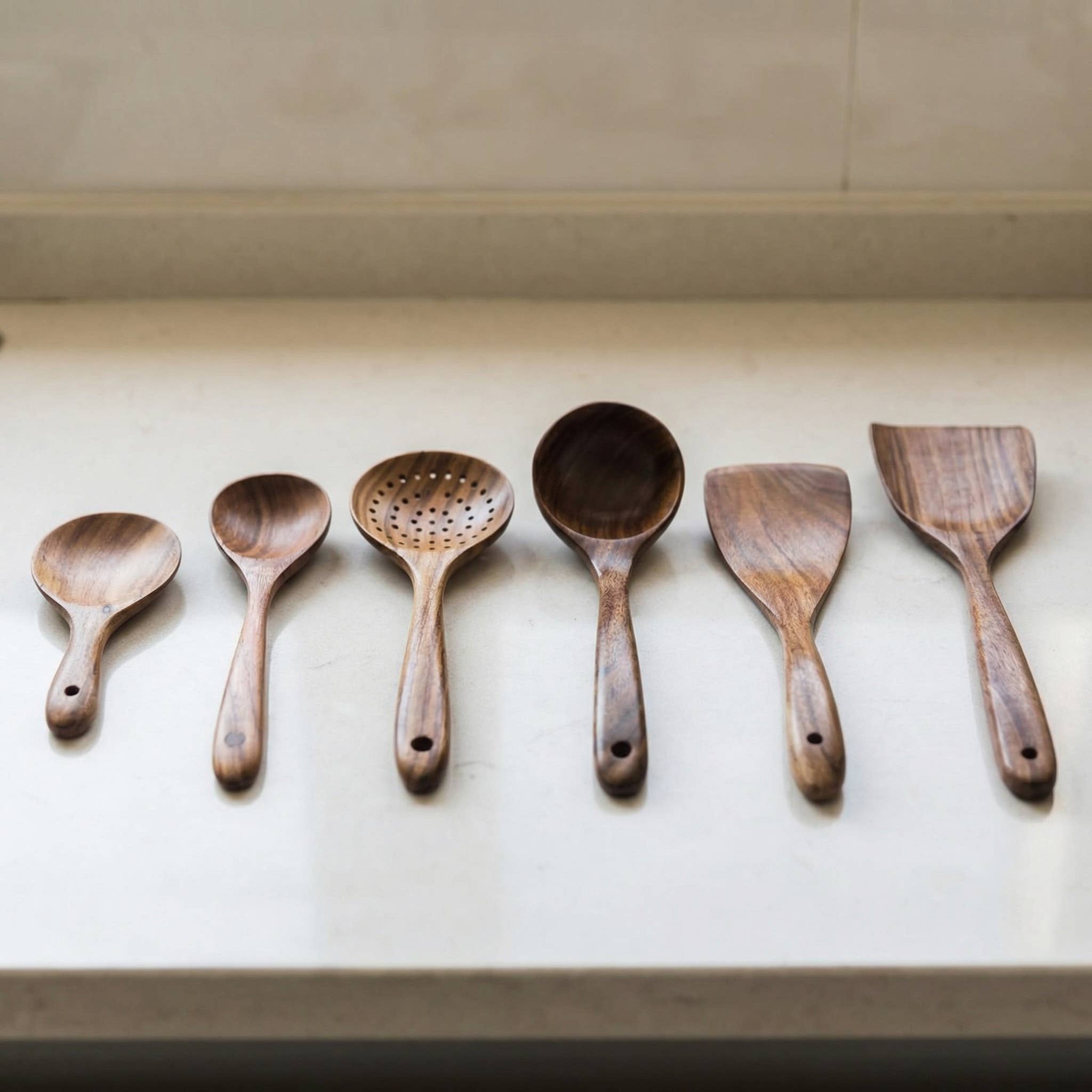 Kiyo Home - Wholesale Kitchen Utensil Set - 7-Piece Wooden Cooking Set | Kitchen Utensils | Eco Cookware7