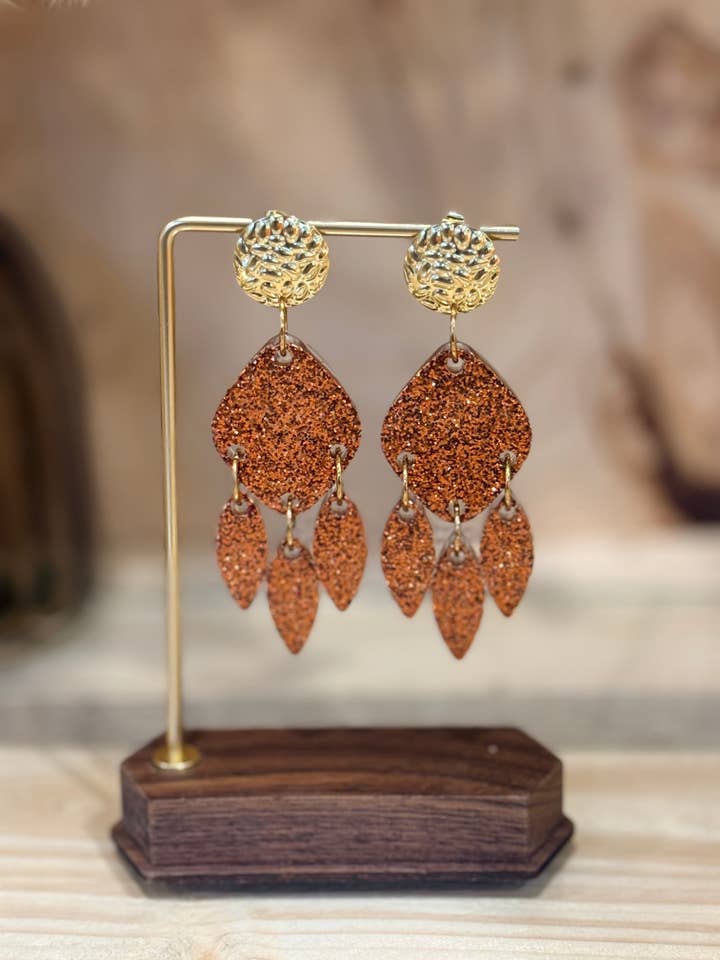 Soléa örhängen 🌙 Drömfångare i epoxiharts & kopparglitter YLW för wholesale av YourLittleWords