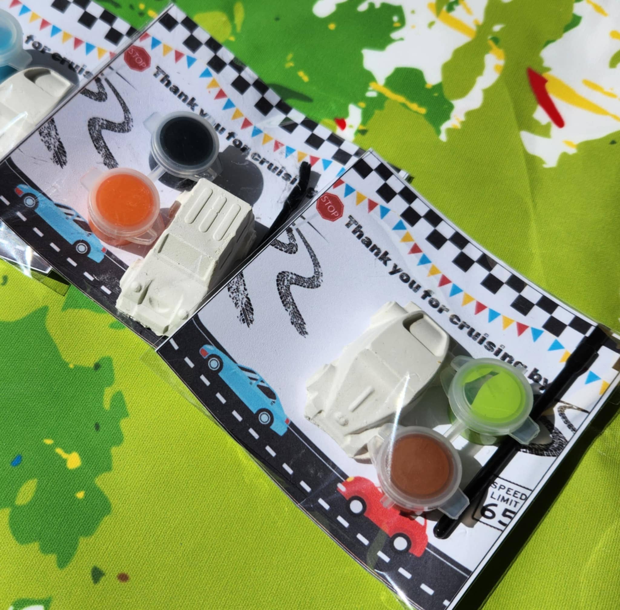 Snazzy Crayons – wholesale Festgåva – Måla dina egna kit, tackkort, festgåvor