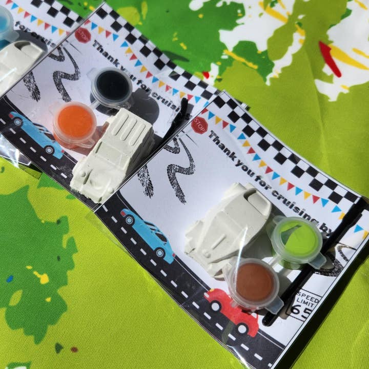 Snazzy Crayons - Wholesale Party Favor - Auto Paint Your Own Kits, Thank you Cards , Party Favors