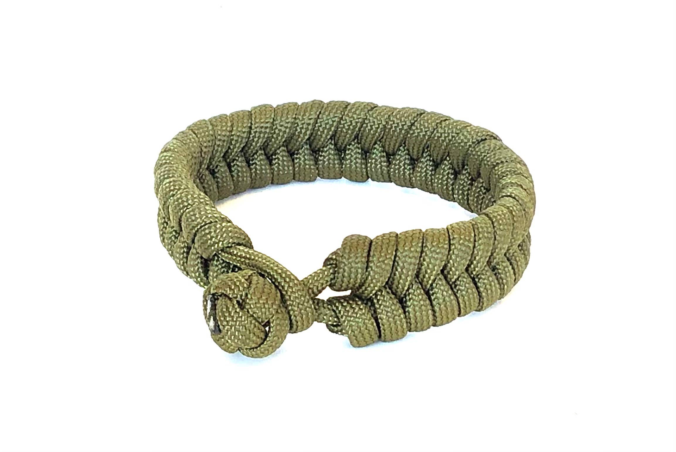 Chic Le Freak - Wholesale Woven/braided bracelet - Men's braided paracord bracelet - army green