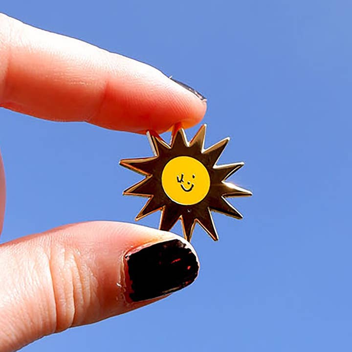 Bronagh Lee - Wholesale Lapel Pin/Button - Sunshine Pin3