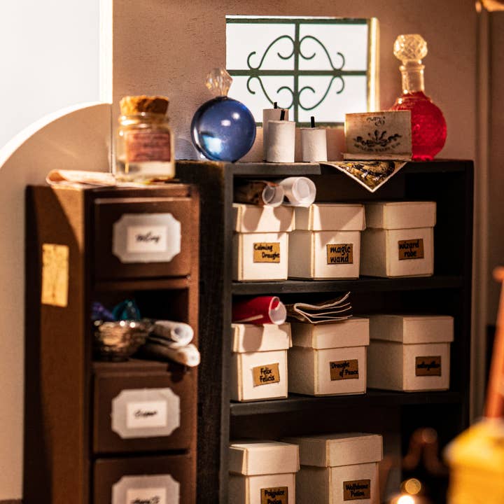 Robotime - Wholesale DIY Craft Kit - DG155 Kiki's Magic Emporium DIY Miniature house Wooden6