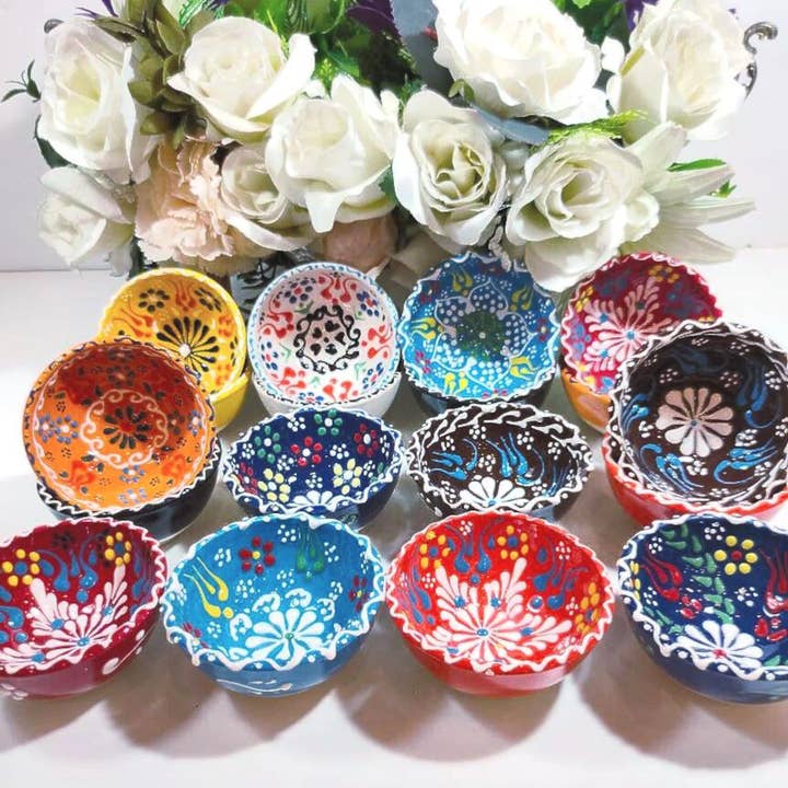Embossed Mexican Ceramic Dip & Snack Bowls - 400 Pcs for wholesale by Talavera Canada