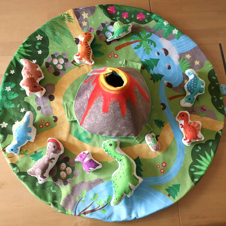 Kidifabrics - Wholesale Craft Sewing Kit - The dinosaur carpet to sew