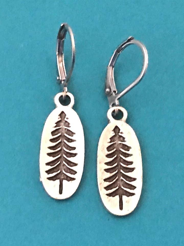 Sølv ovale øreringe med fyrretræ for engroshandel hos Dreamspirit