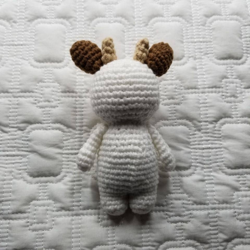 D & C TOYS - Wholesale Stuffed/Plush Toy - Kids & Baby - Cow Hand Crocheted Baby Plush Toy2