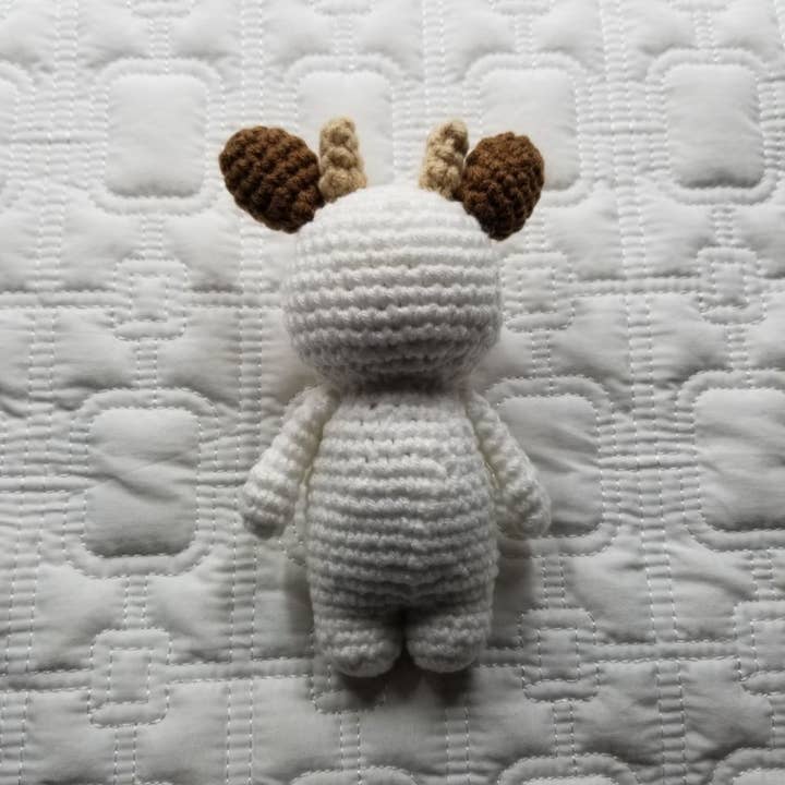 D & C TOYS - Wholesale Stuffed/Plush Toy - Kids & Baby - Cow Hand Crocheted Baby Plush Toy2