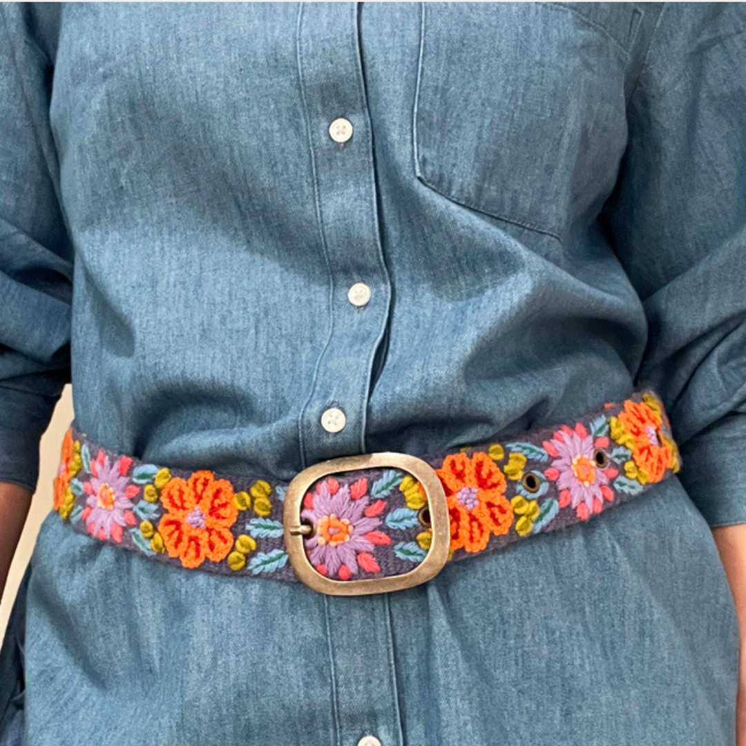 Jenny Krauss - Vente Ceinture – femme - Ceinture en laine brodée de fleurs de prairie1