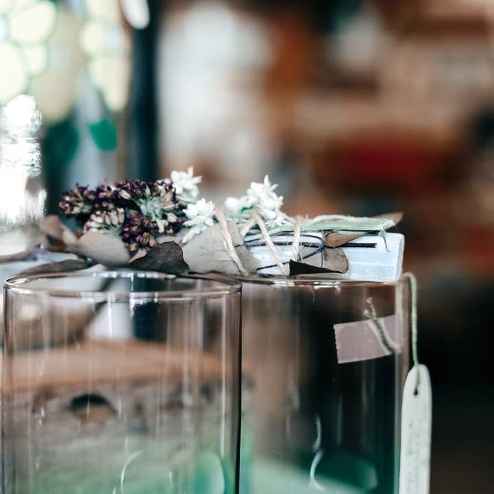 Andi Aesthetics - Wholesale Meditation Supplies - Selenite Flower Wand1