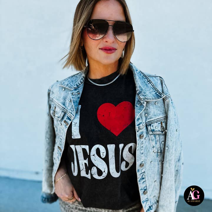 J'aime ❤️ JESUS pour la vente par Al + Gray Graphic Tees