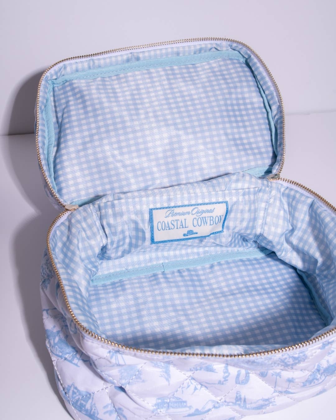 Coastal Cowboy - Wholesale Makeup/Cosmetic Bag - *NEW* Country & Coastal Toile Train Case3