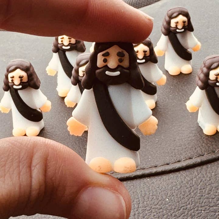 Gospel Gear Co - Wholesale Decorative figurine - Little Jesus Figures2