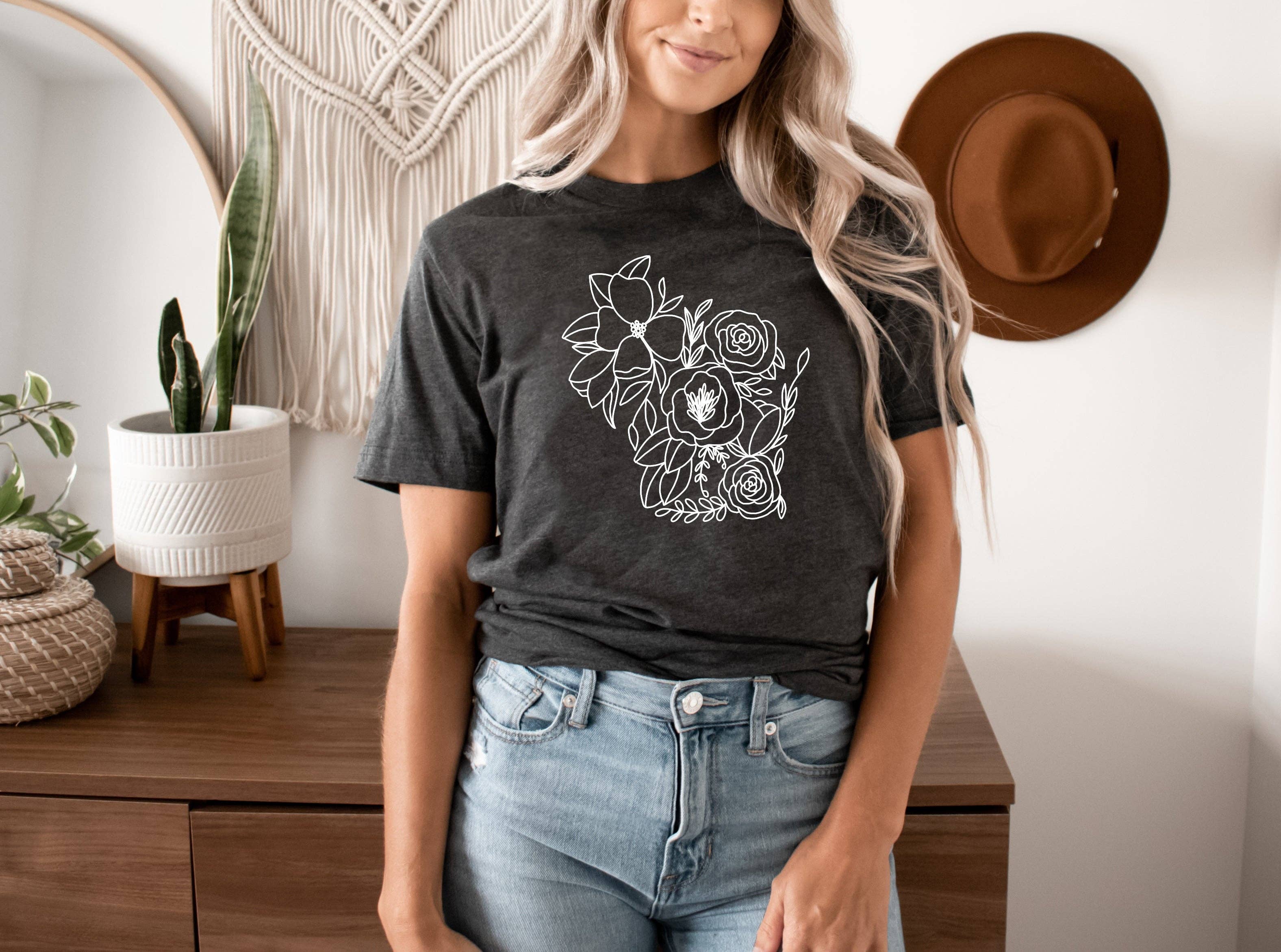 Autumn Rose Co. - Wholesale Screen Printed T-Shirt - Women's - Wisconsin Floral Tee, Wisconsin Graphic Tee For Women3