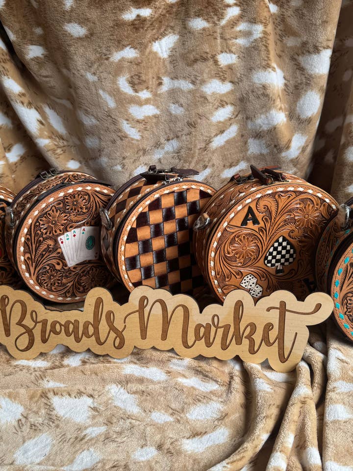 Læderfeltflaskepunge for engroshandel hos Broads Market