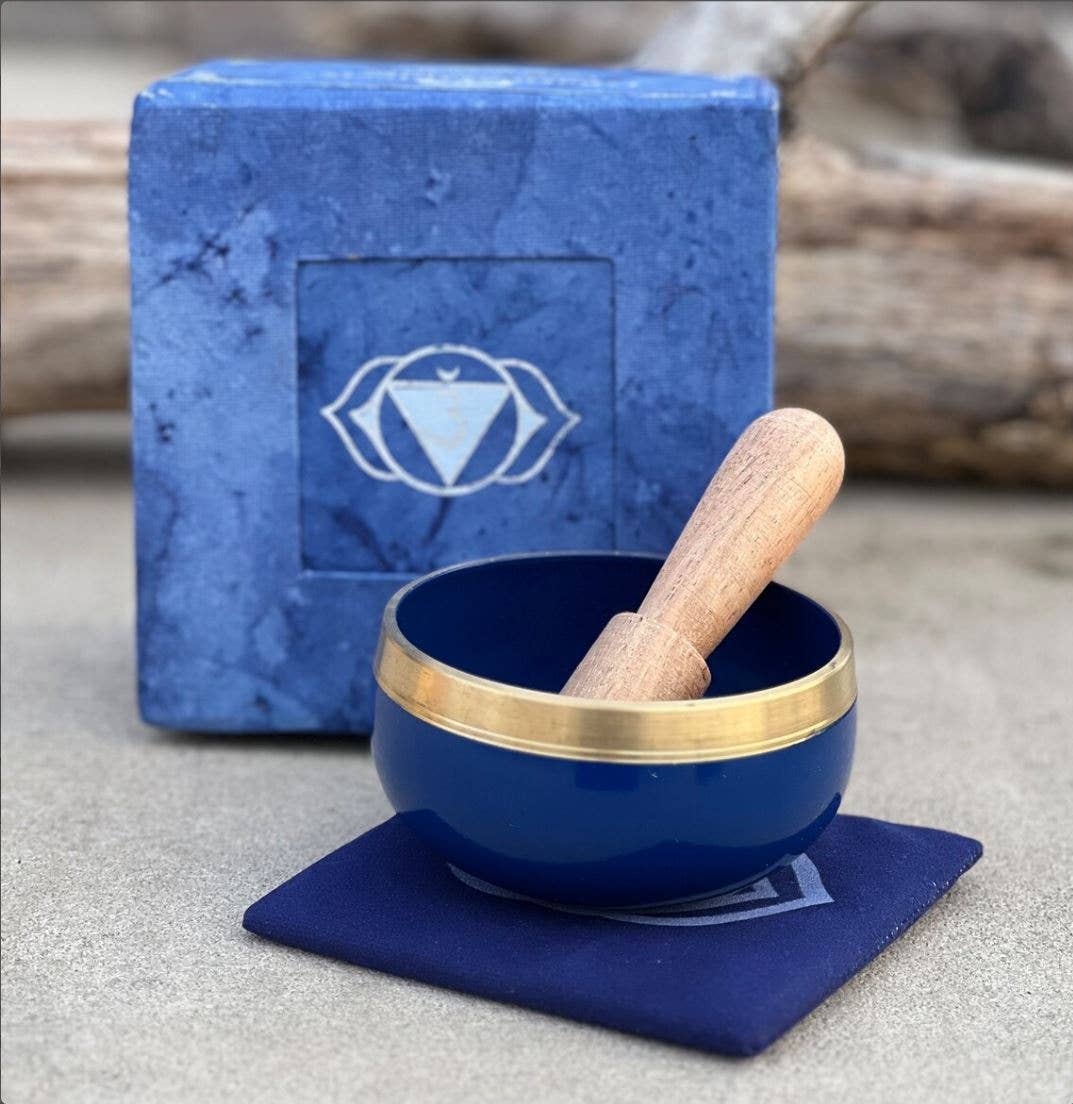 Wholesale Chakra Palm Size Singing Bowl Complete Gift Box Set for your