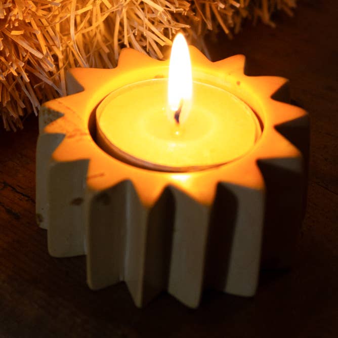 Bougeoir à thé Kenyan Soapstone « Star » pour la vente par AARVEN