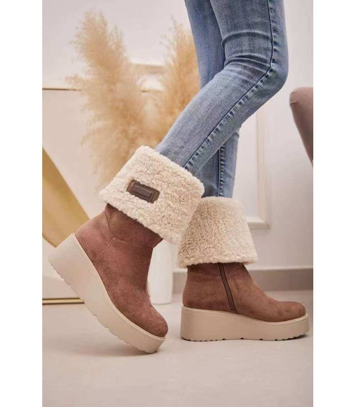 SWEET MAGIC SHOES & BAGS - Wholesale Boots - Women's - HIGH-SOLE SUEDE BOOT WITH FUR INSIDE