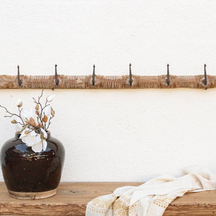 Rustic Floral Bleached Wood Wall Hook for wholesale by De-cor