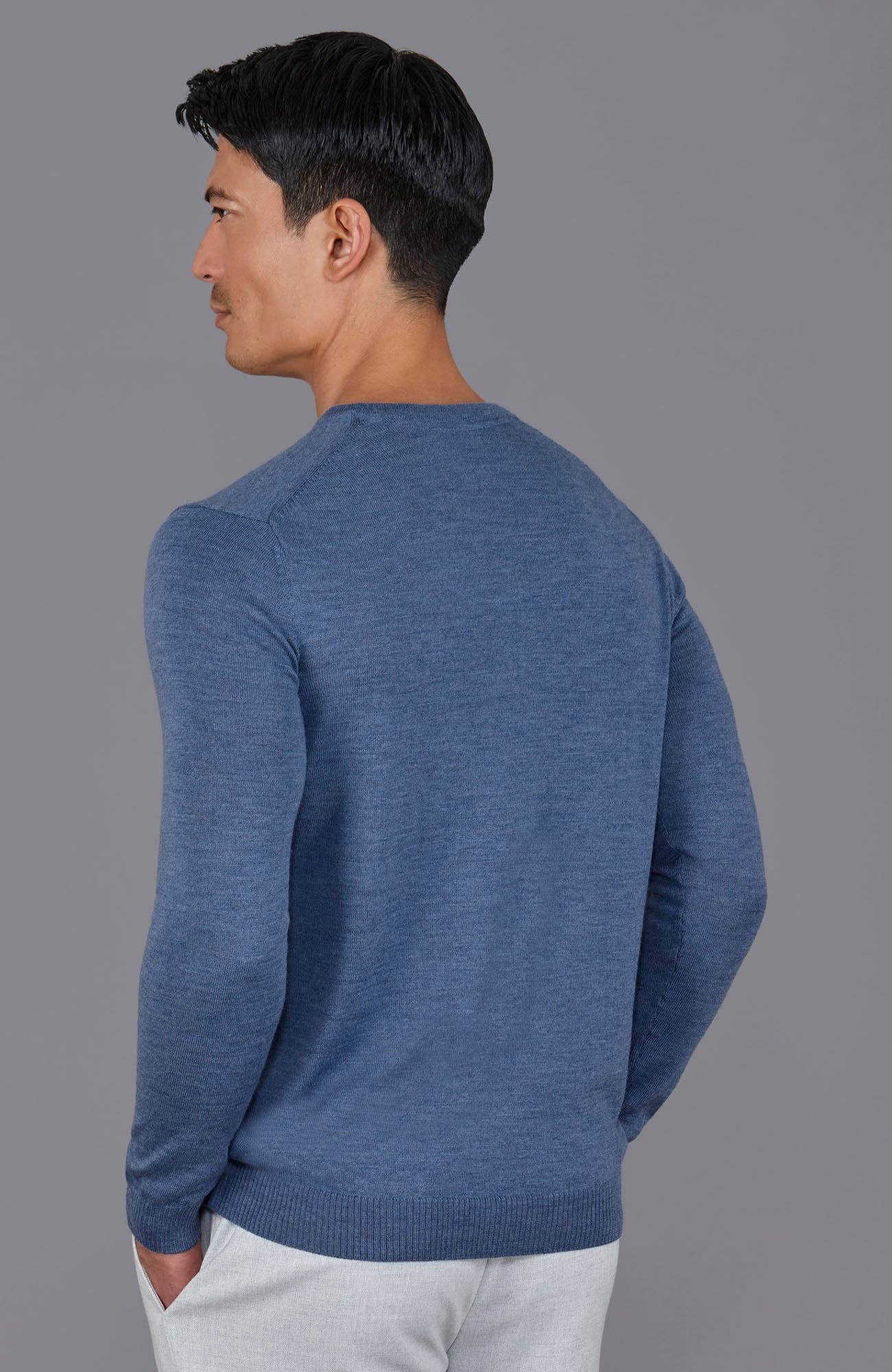 Paul James Knitwear – wholesale Knitted jumper – Men′s – Mens Extra Fine Merino Wool Crew Neck Jumper26