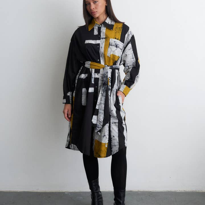 Labu Kleid in Cut & Paste für den Großhandel von Osei-Duro