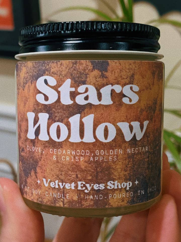 Gilmore Girls Autumn Candles for wholesale by Velvet Eyes Shop