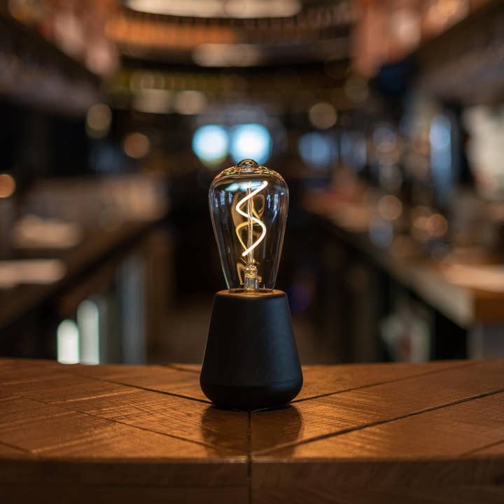 Ameico - Wholesale Accent/Desk Lamp - Humble - One Table Light1