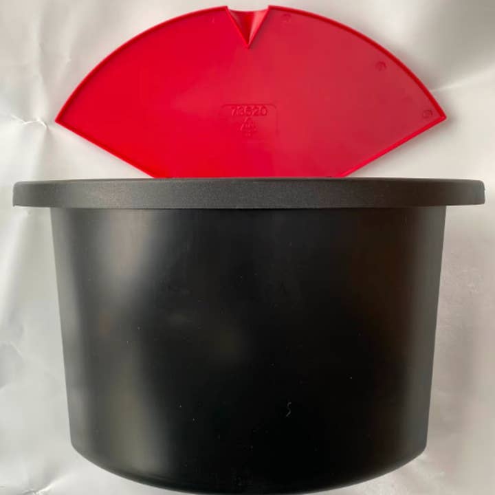 Salzmann Restwaren GmbH - Wholesale Trashcan/Trash Bin - Helit waste bin plastic black with red swing lid3