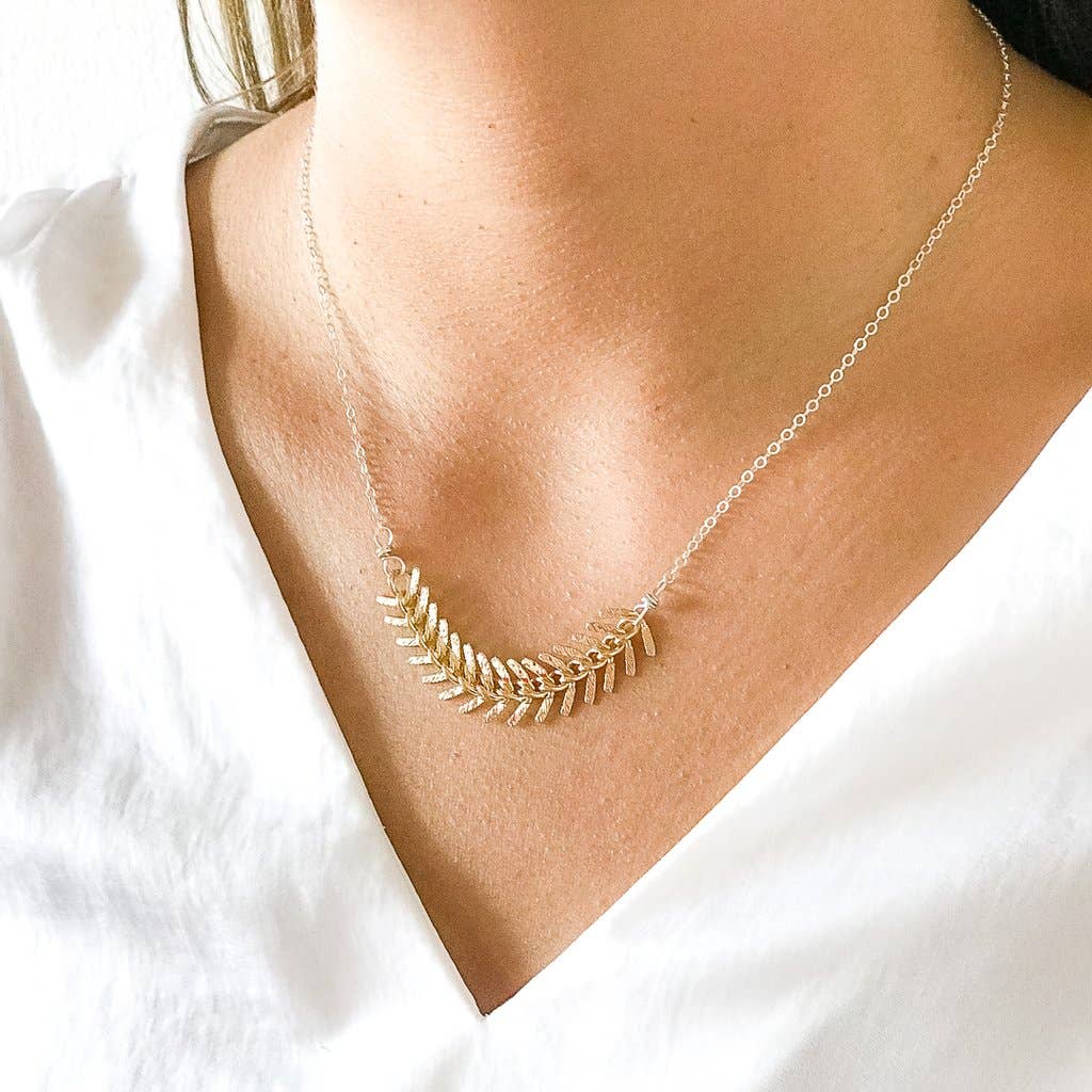 Agapantha Jewelry - Wholesale Pendant/Charm Necklace - Melissa Necklace2