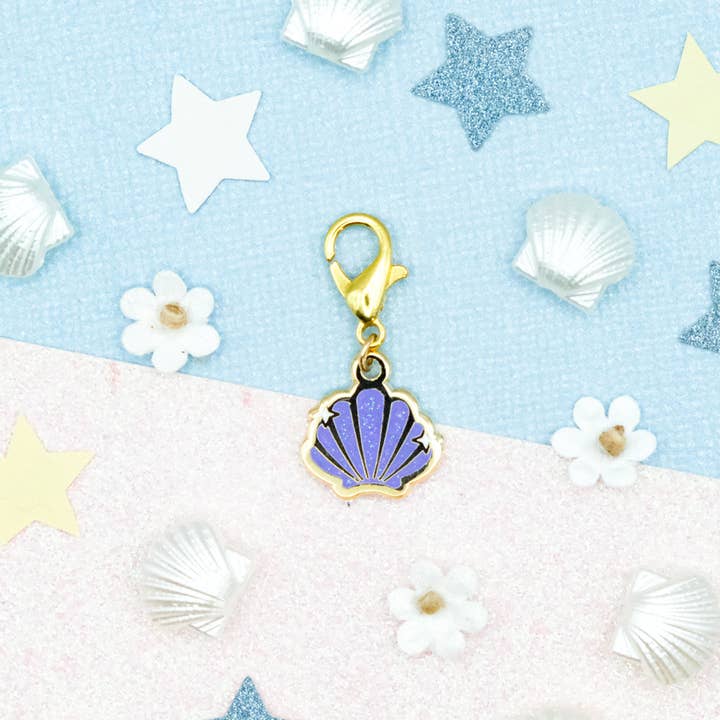 Charme de Coquillage Violet - Collection Charm-ing for wholesale by Sparkles in the Wild