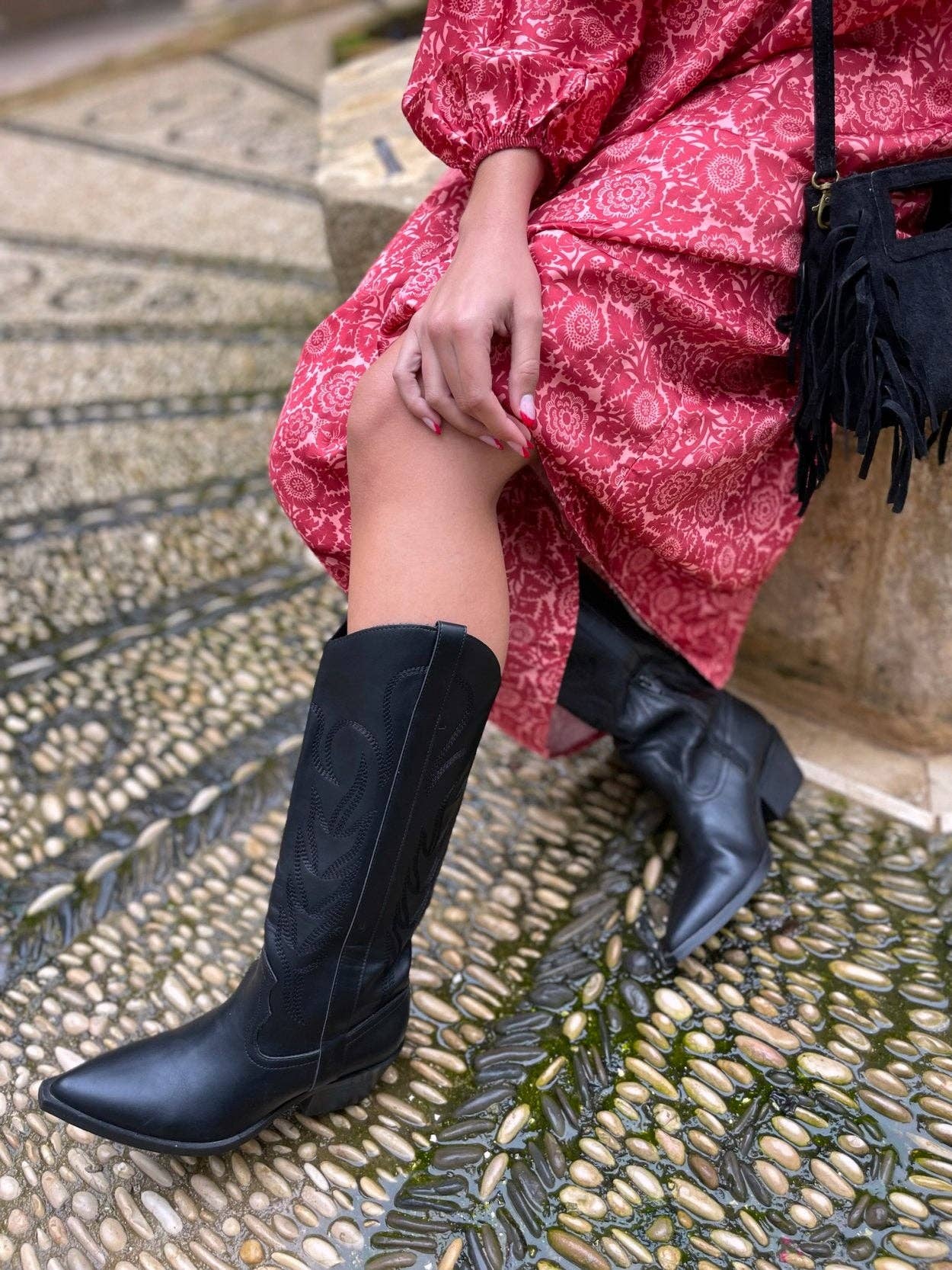 Alliwant - Wholesale Cowboy Boots - Women's - Black embroidered high cowboy boot3