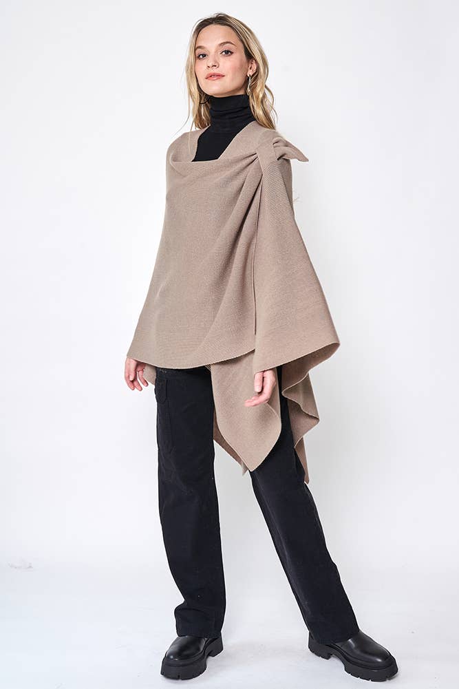 Hana - Venta al por mayor Poncho - Mujer - Ruana sólida con correa para el hombro33